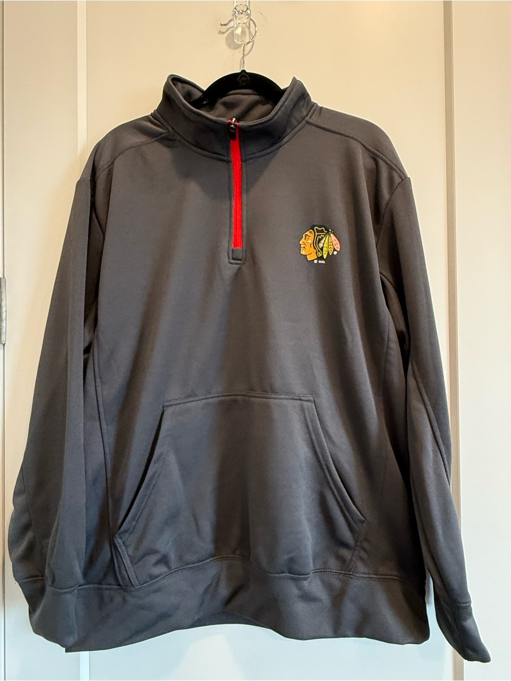 NHL Chicago Blackhawks Gray Pullover Quarter-Zip with Logo